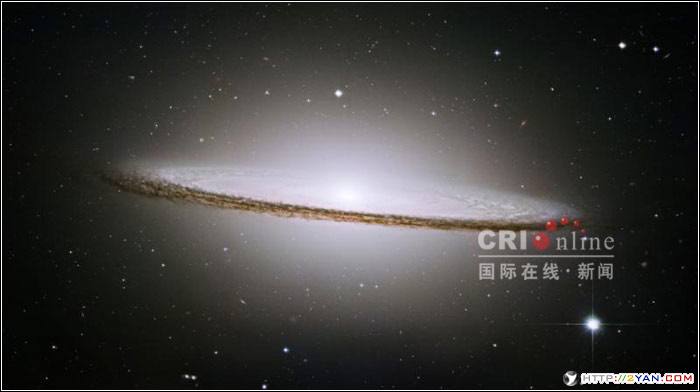 这张阔边帽形状的星系图是10张照片里最漂亮的，它的视觉效果令人震撼.jpg